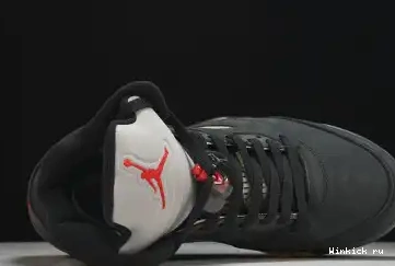 Jordan 5 “Off Gore-Tex Noir” Air 0704